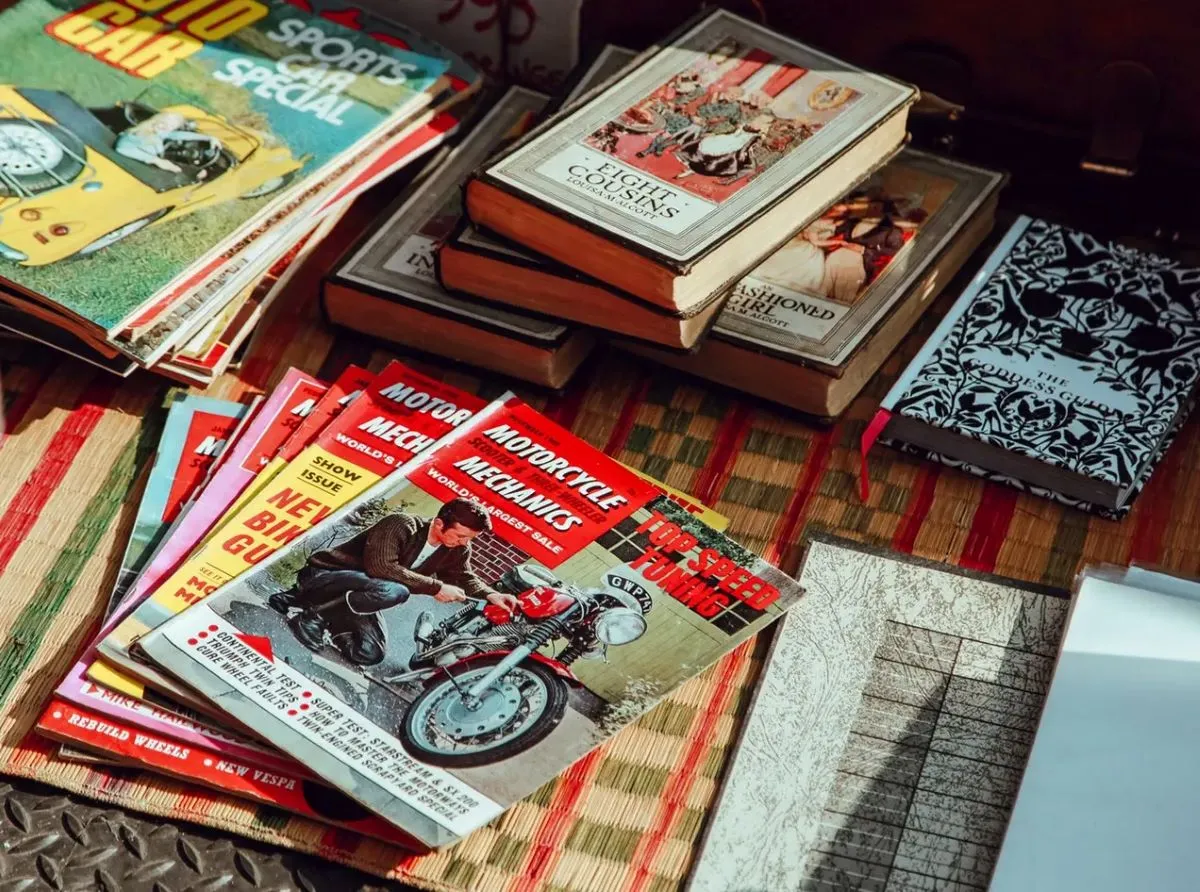 "L'Angolo del Collezionista" Antiques Market
